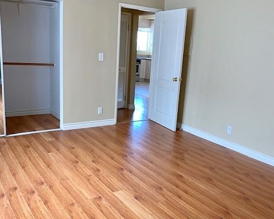 5th image of 923 Euclid St APT 202
