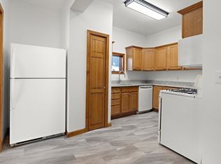 111 Washington St #1, Somerville, MA 02143