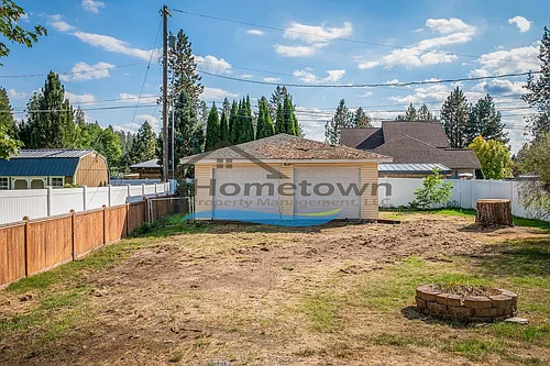 1470 E Burnham Ave Photo 1