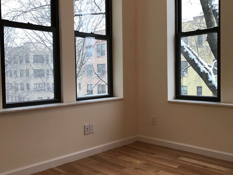 1st image of 2450 28th St APT 6
