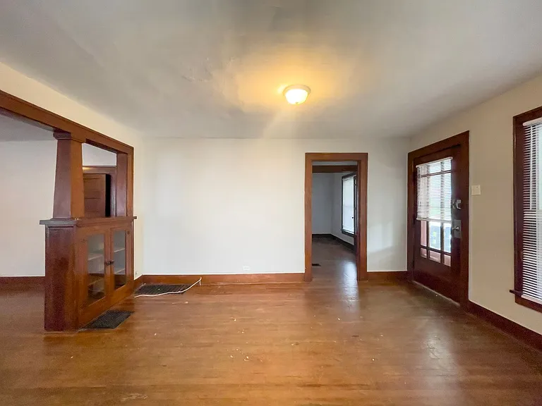 1405 W Jackson St — Photo 54