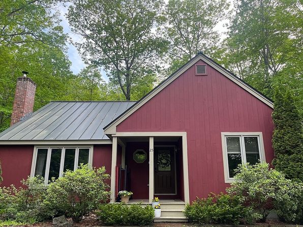 25 Summit Dr