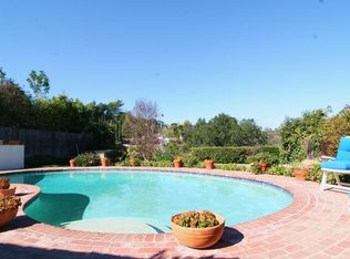 3587 Willowcrest Ave, Studio City, CA 91604