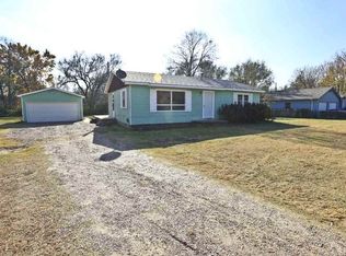 6901 W Ocieo St, Wichita, KS 67205