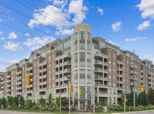 2480 Prince Michael Dr #720, Oakville, ON L6H0H1