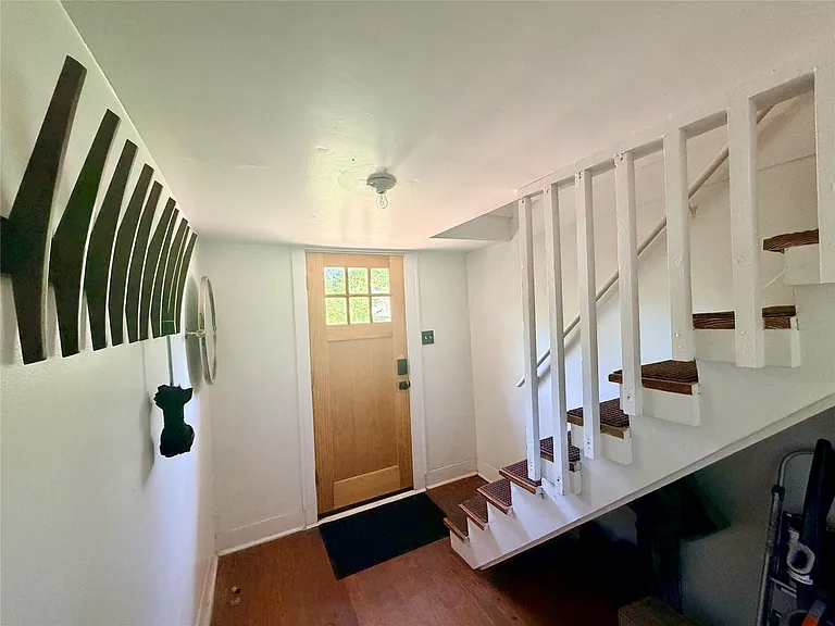305 Lockhart Dr #B — Photo 22