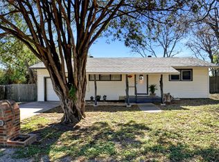 2900 Broadview Dr, Fort Worth, TX 76114