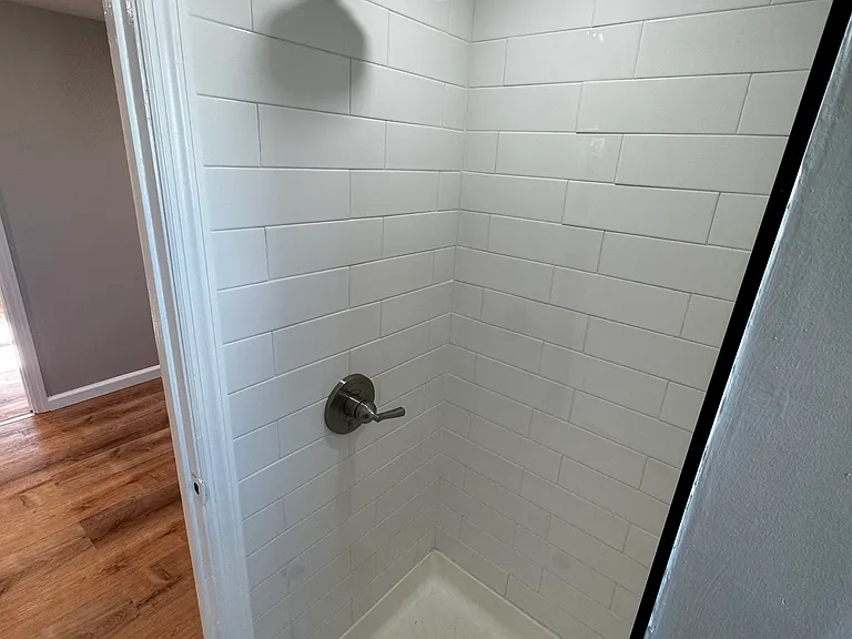 10 Ridgedale Ave W #2 — Photo 12