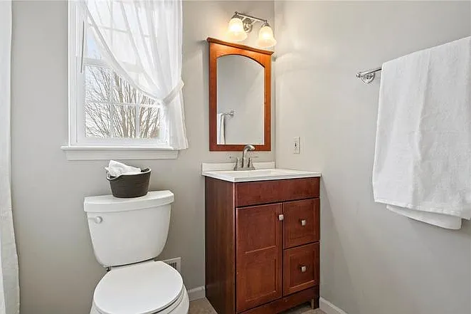 107 Salzer Hts — Photo 11
