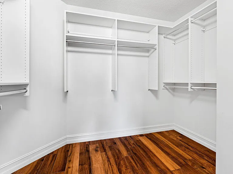 17735 Carver Ave — Photo 17