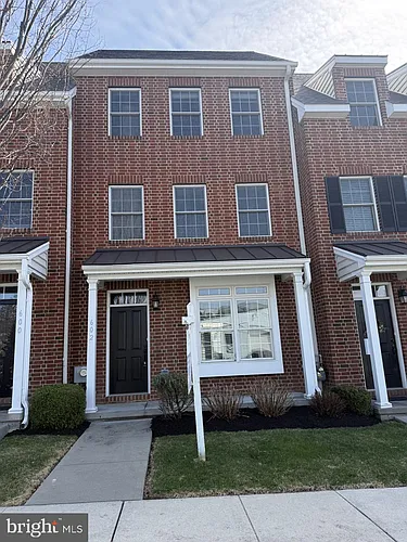 602 D St Photo 1