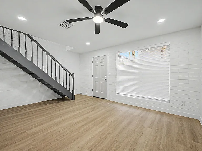 CenTria Townhomes 44 — Photo 18