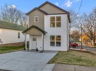1809 Woodland St, Springfield, TN 37172