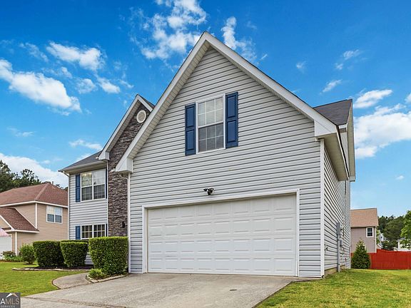 2nd image of 159 Shadowhill Ln