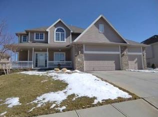 11829 S 51st St, Papillion, NE 68133
