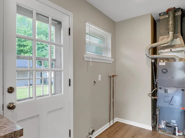 453 Flatlick Rd — Photo 20