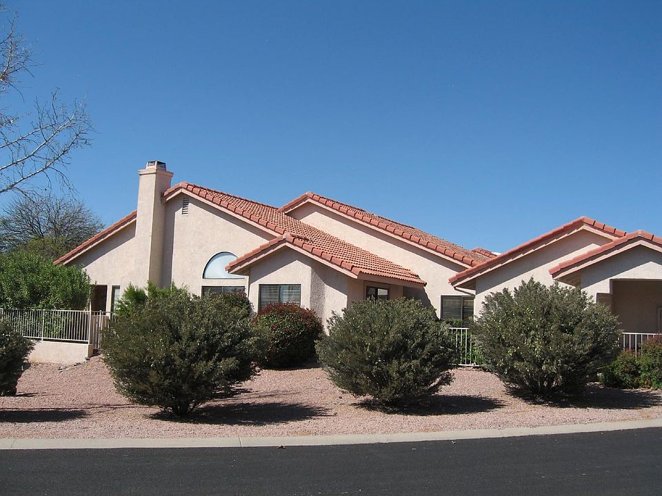 Charming Townhome 