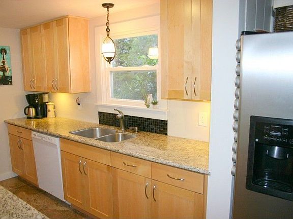 Completely remodeled kitchen; countertops, radiant heated floors, appliances, the works!