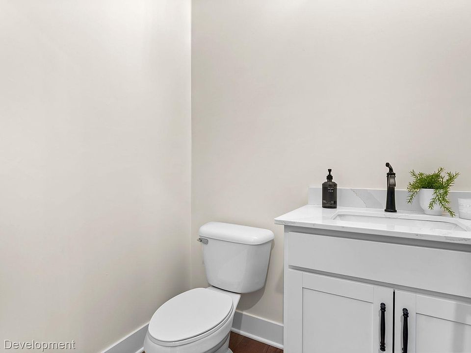 132 River Dr, photo 25