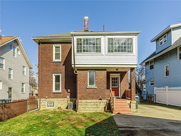 3rd image of 722 Broad Blvd