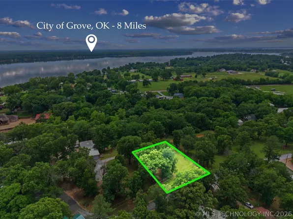 E 248th Ln, Grove, OK 74344