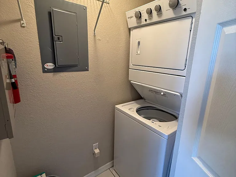 1777 Sophias Dr #301 — Photo 3