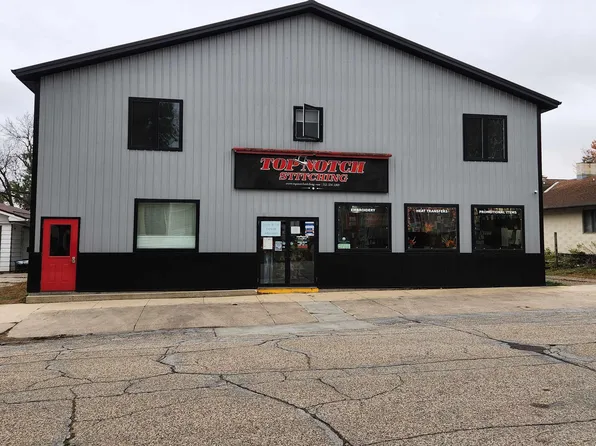 510 9th St, Sheldon, IA 51201