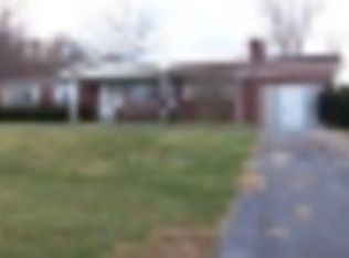 33518 Croweville Dr, Glade Spring, VA 24340