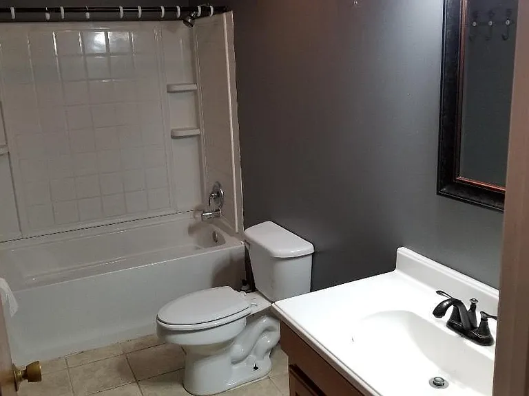 180 Maple Dr — Photo 15