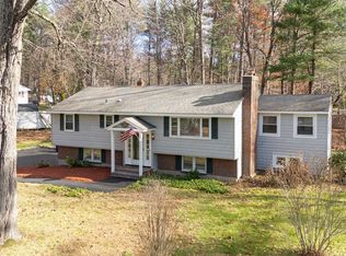 10 Lincoln Rd, Hampstead, NH 03841