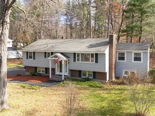 10 Lincoln Road, Hampstead, NH 03841
