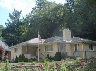 747 Taylor Ave, Pitcairn, PA 15140