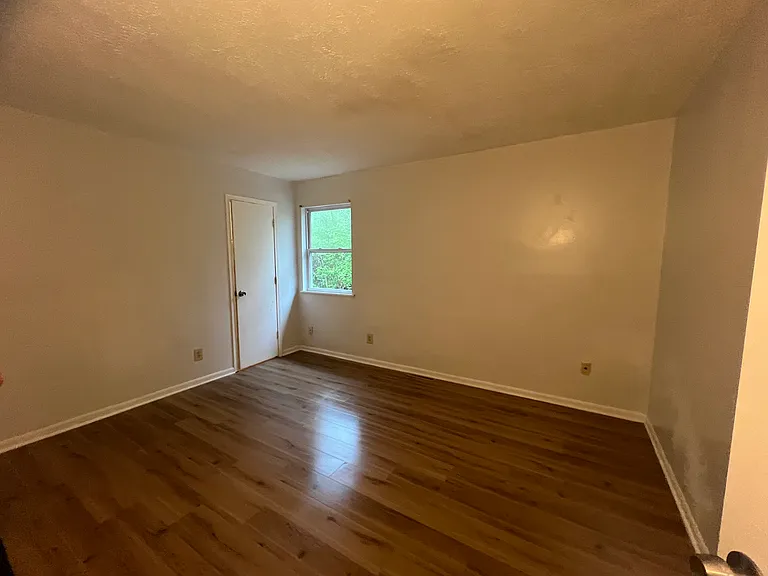 3821 Sherman Towne Dr — Photo 10