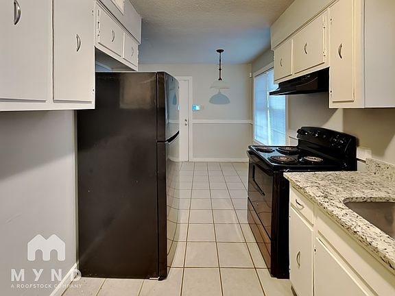 5th image of 2545 Eastbrook Dr