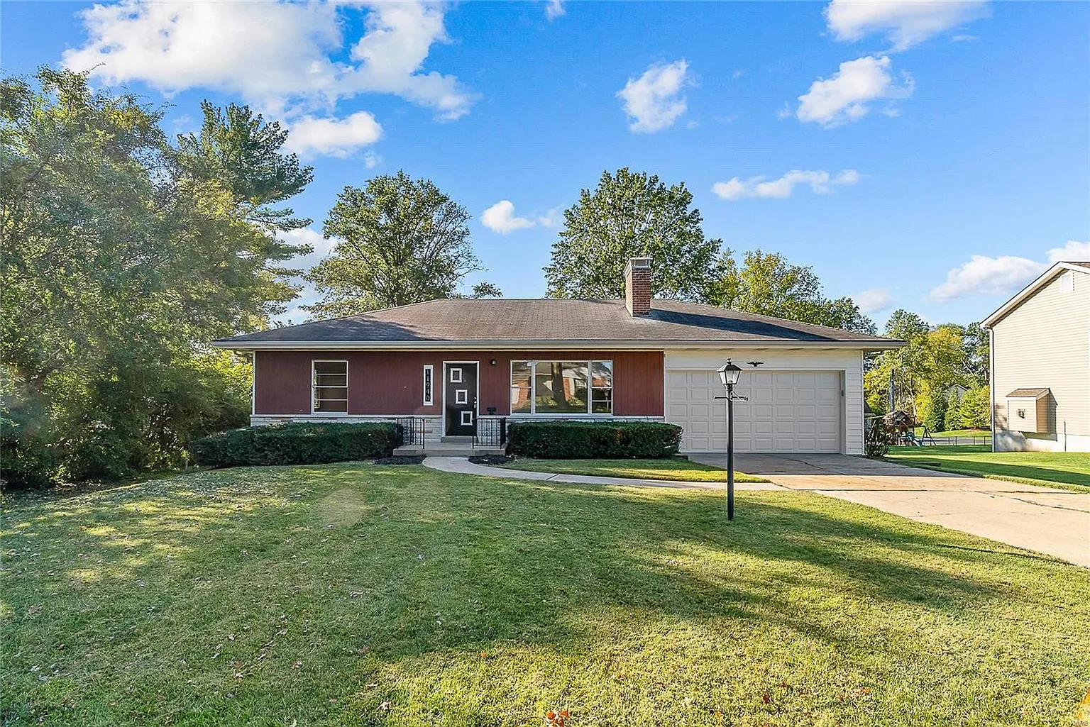 11940 Lombardy Ln photo 1