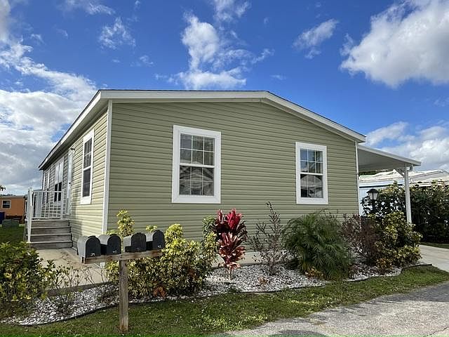 1st image of 41 Freedom Dr