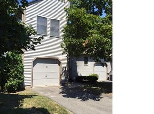 8 Elm Mdws, Enfield, CT 06082