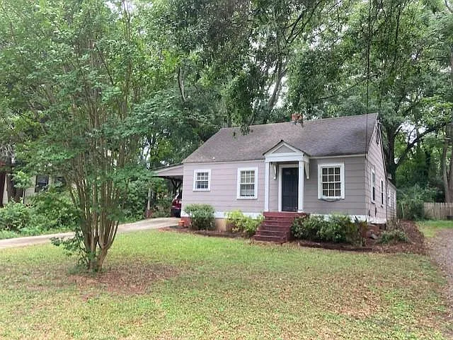 260 Sunset Dr photo 1