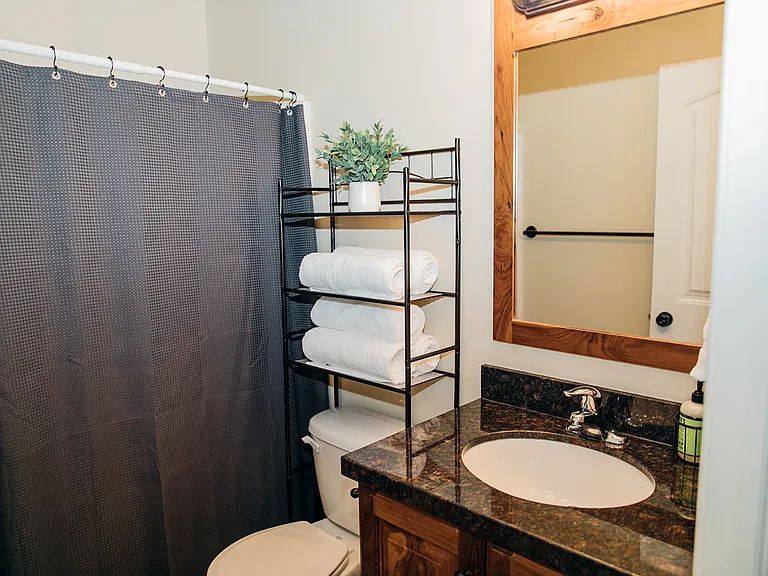 360 Lemmon Ln — Photo 14