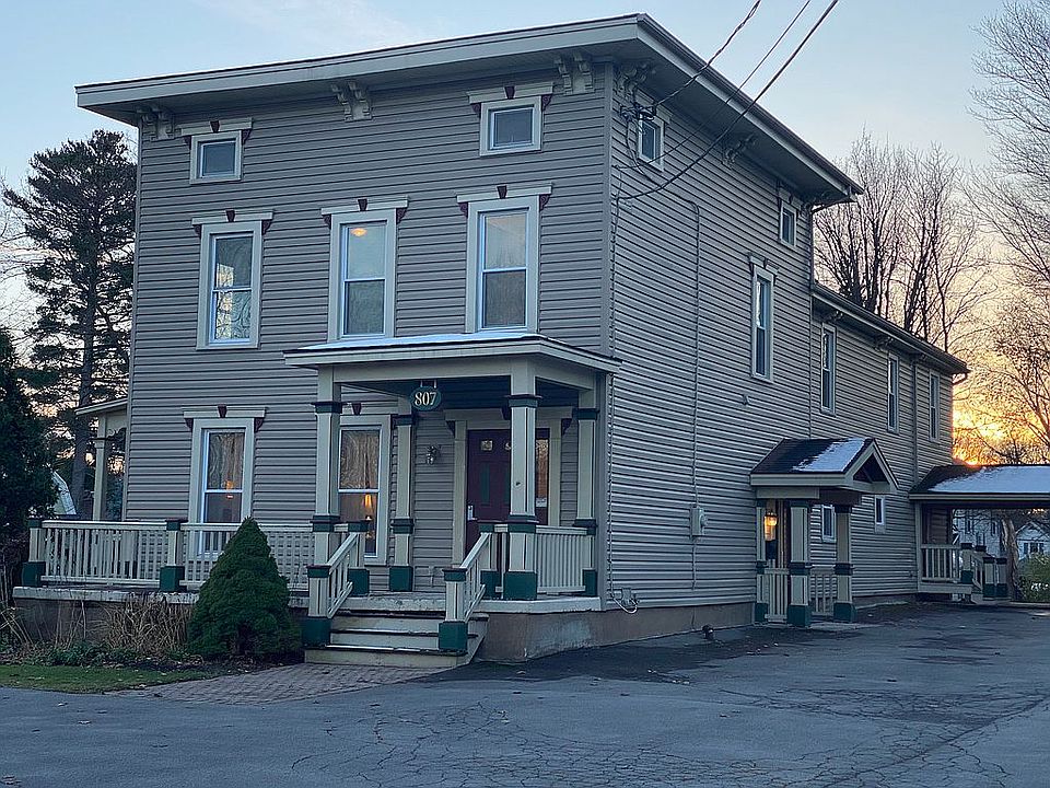 1st image of 807 Oswego St