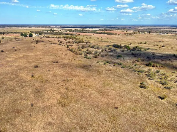 6 Freeny Valley Rd, Caddo, OK 74729