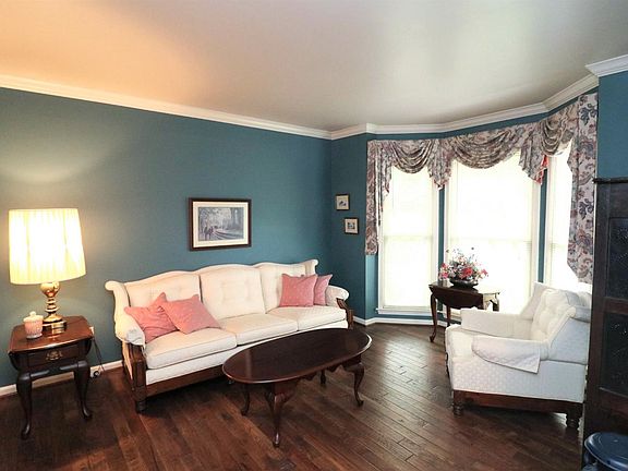 2nd image of 2229 Mangrove Dr