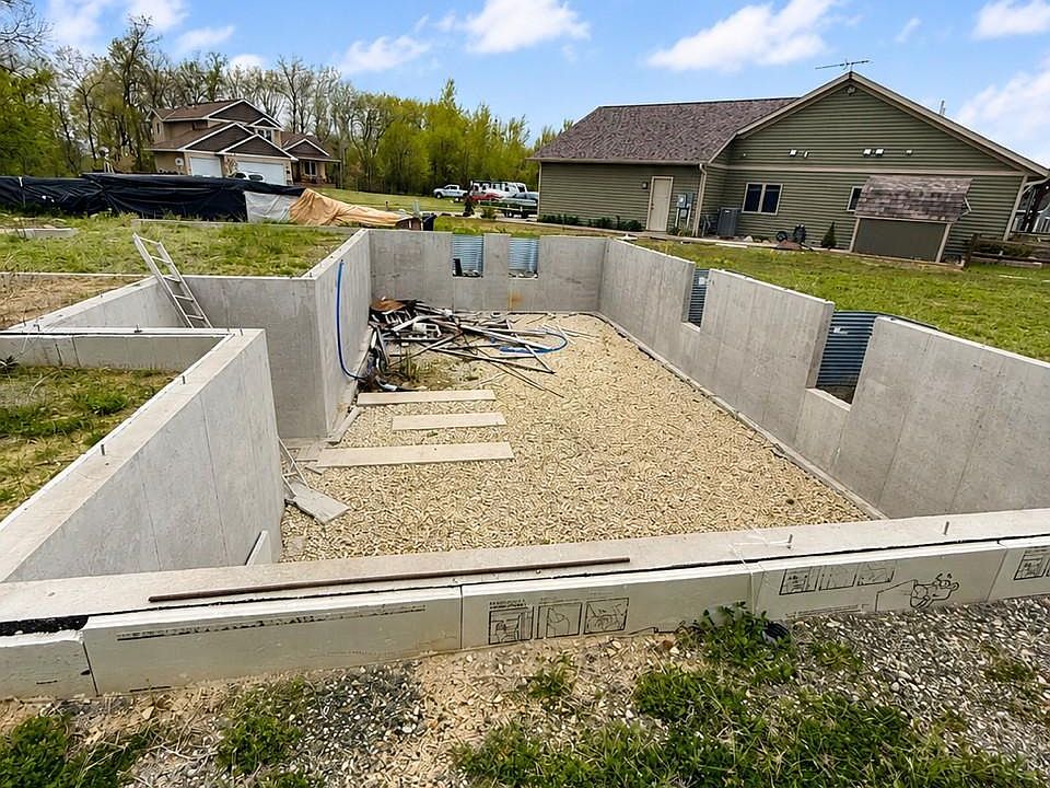 1st image of 6667 Cedar Hills Dr