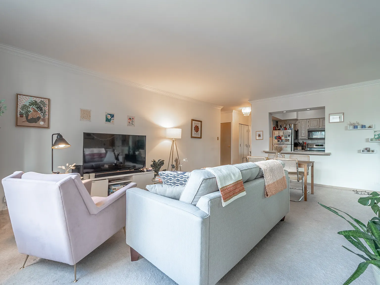 1 bed, 960 sqft, $2,400 — Photo 3