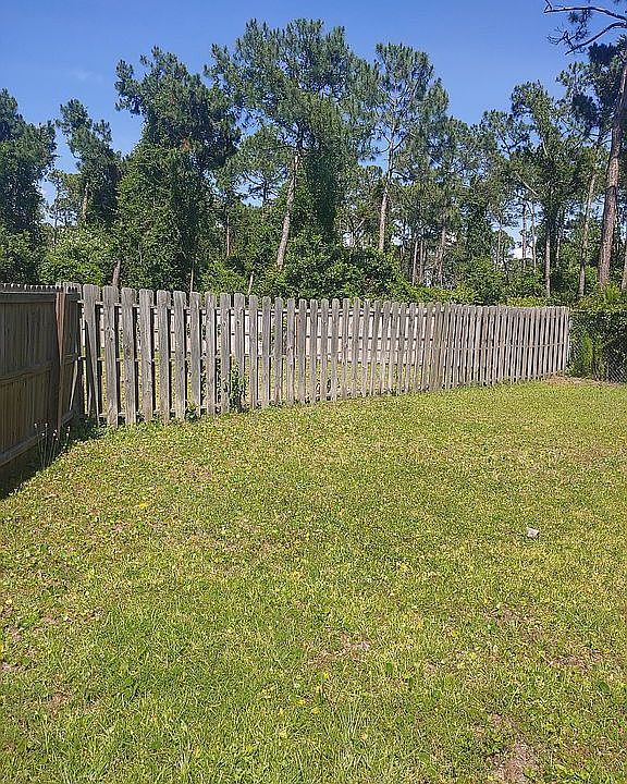 2nd image of 408 Cliftonia Cir