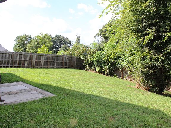 4th image of 2941 Lancelot Ln