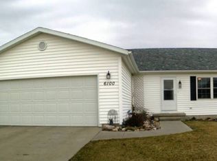 6100 Prairie Ridge Ave, Marion, IA 52302