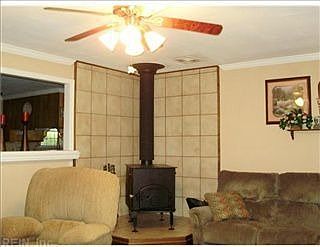 2nd image of 416 Aspen Dr