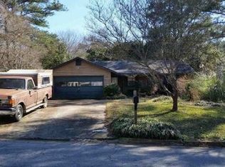 9320 Forest Knoll Dr, Jonesboro, GA