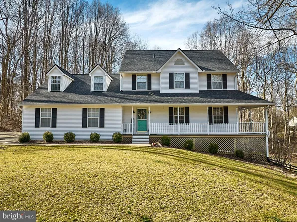 7624 Lake Shore Dr, Owings, MD 20736